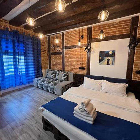 Ferienwohnung Cozy Loft В Самому Центрі Львова Exterior foto