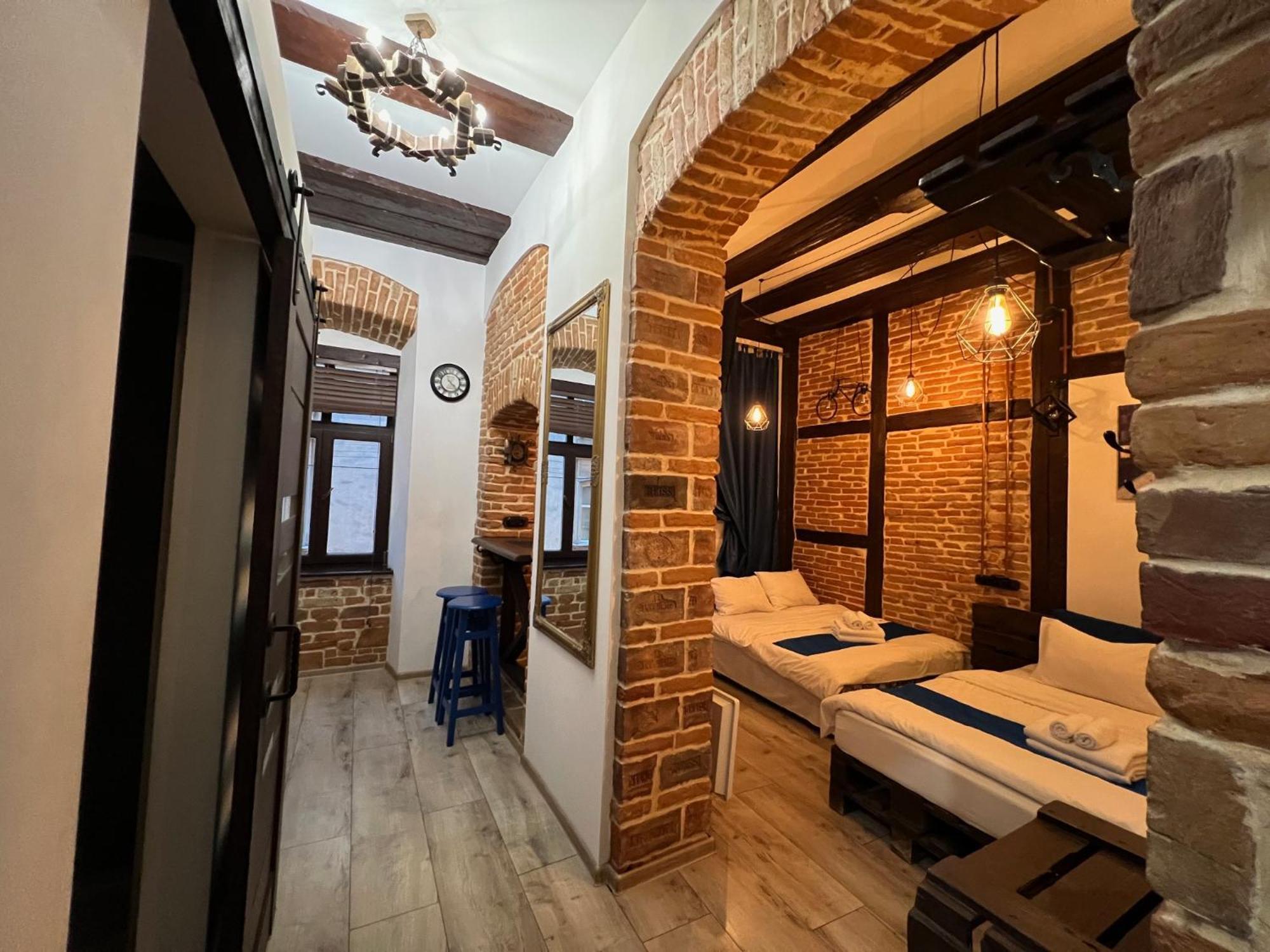 Ferienwohnung Cozy Loft В Самому Центрі Львова Exterior foto