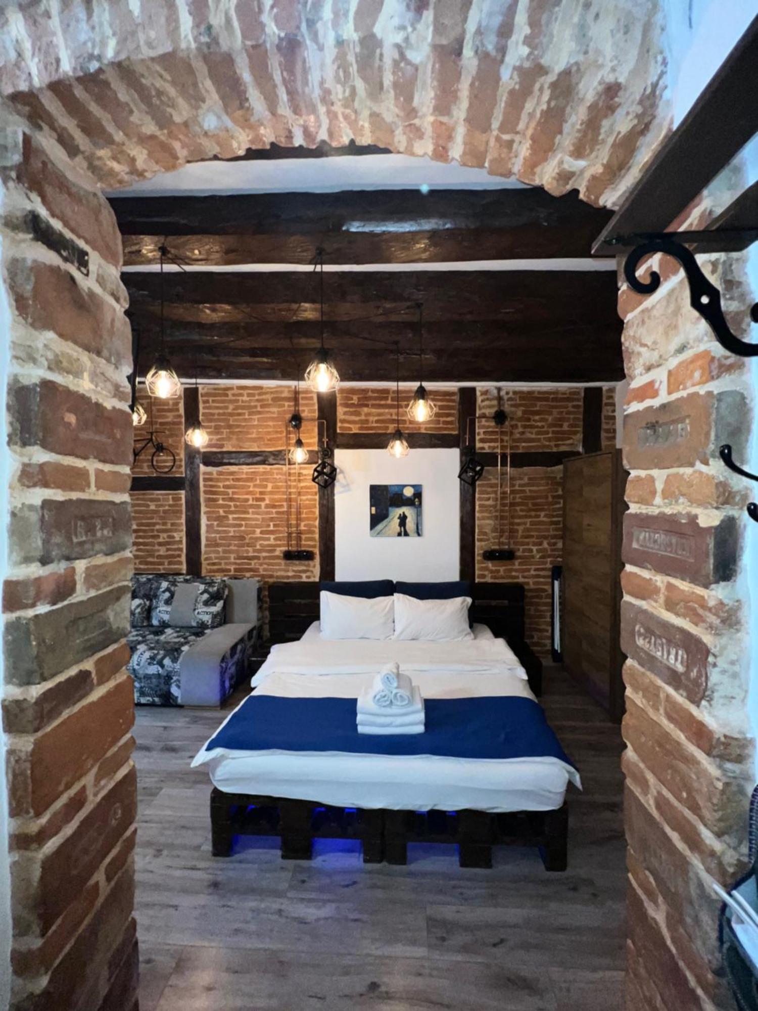 Ferienwohnung Cozy Loft В Самому Центрі Львова Exterior foto